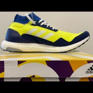 adidas Ultra Boost Mid (Men) Size 11.5